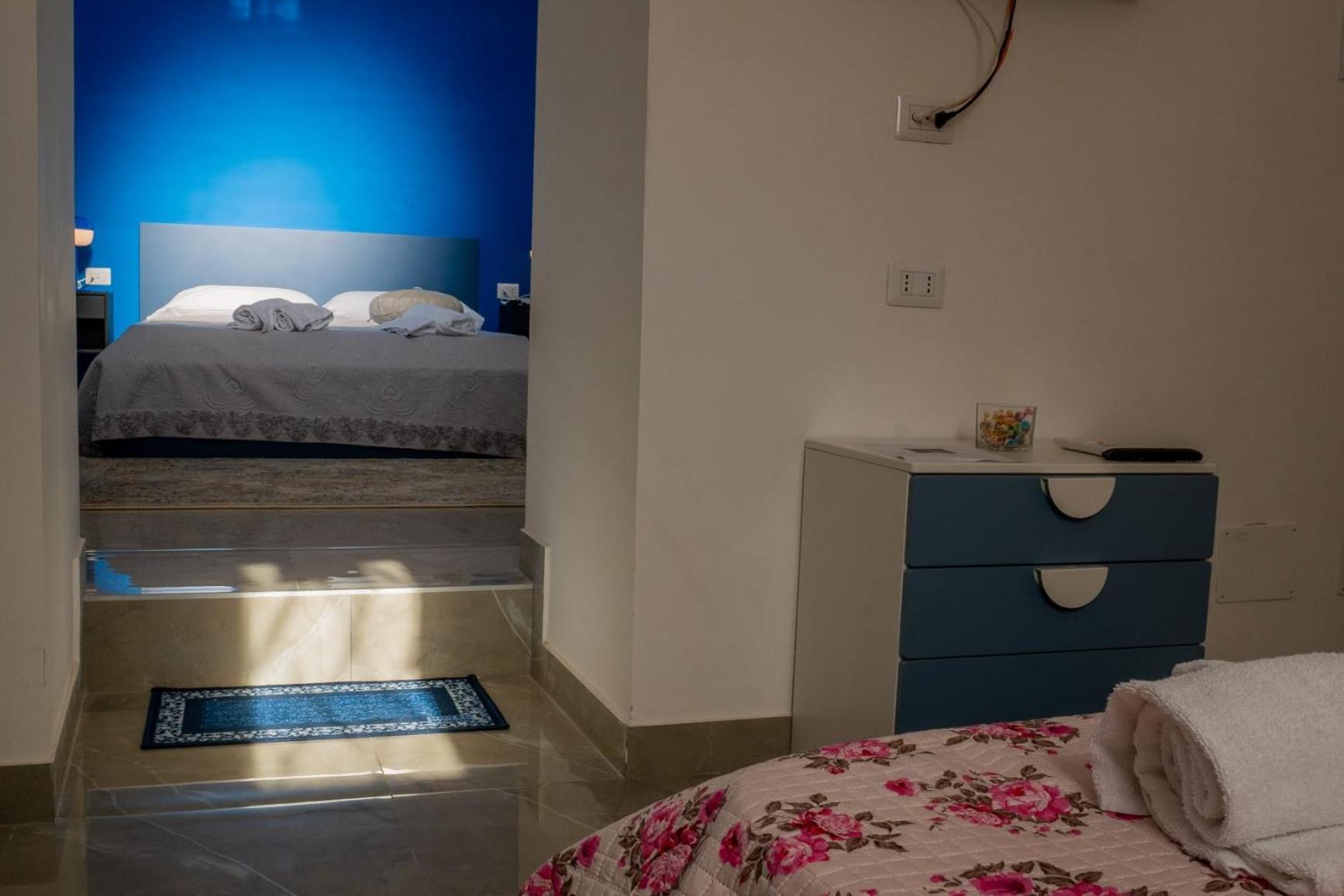 Vesuvio Capodichino Blu Apartment Naples